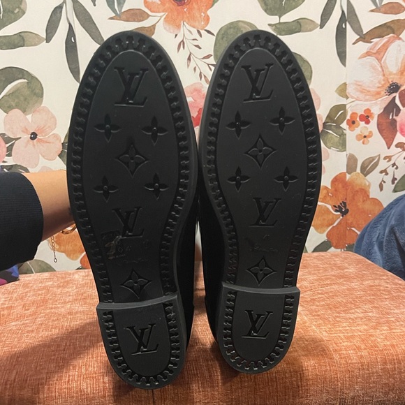 Louis Vuitton Drops High Rain Boots – Black - Picture 7 of 12